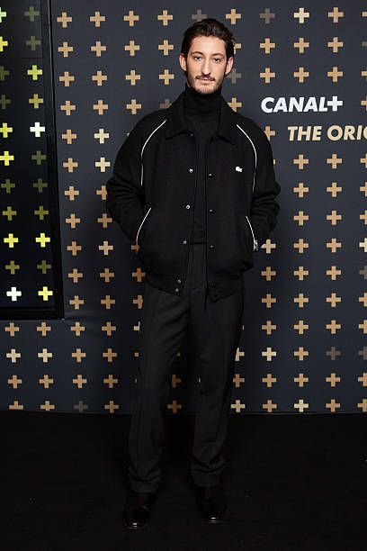 Pierre Niney en 2025 : Quelle est sa taille exacte ?